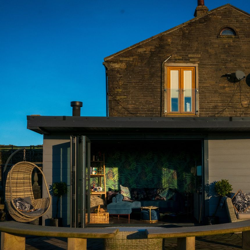 Slade Barn Retreat Cabin Halifax